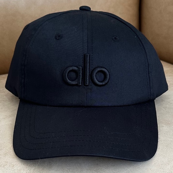 ALO Yoga Off-Duty Cap Black on Black One Size Limited Edition Streetwear NWT
